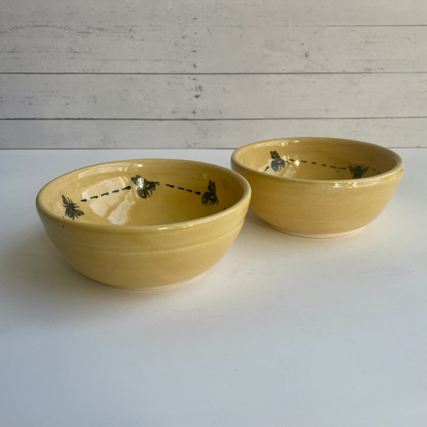 Bee trinket bowls