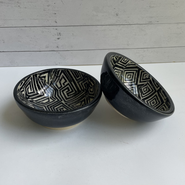 Zig-zag trinket bowls