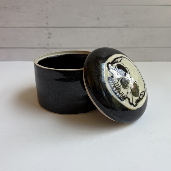 Skull trinket jar