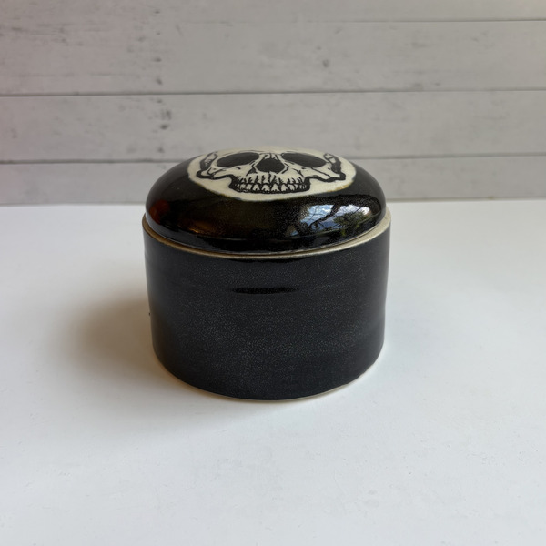 Skull trinket jar
