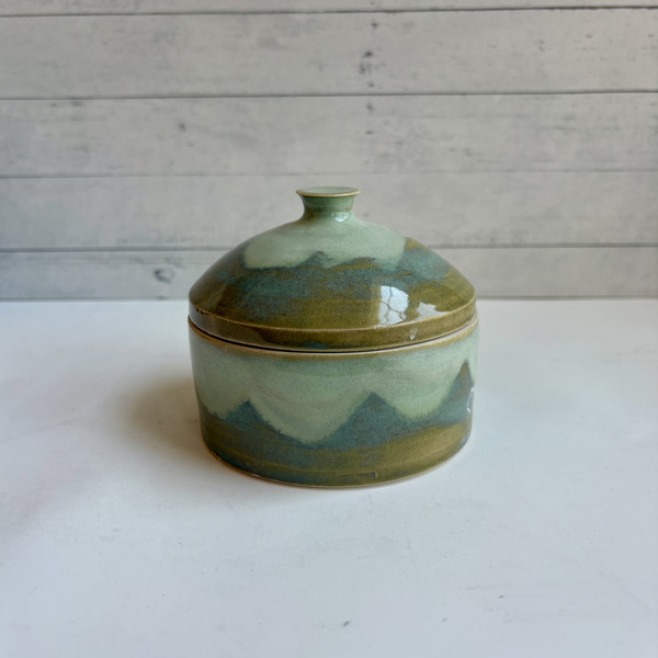 Turquoise jar with knob