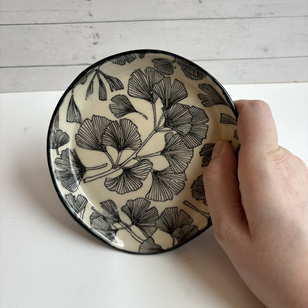 Ginkgo leaf spoon rest