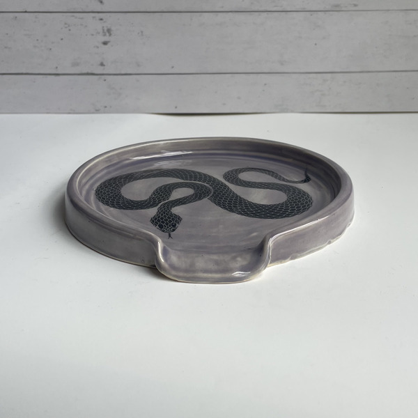 Purple snake spoon rest