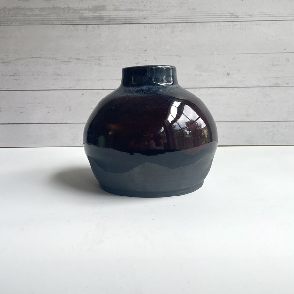 Black & red vase