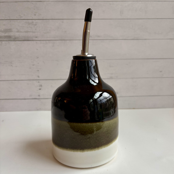 Black & white oil bottle