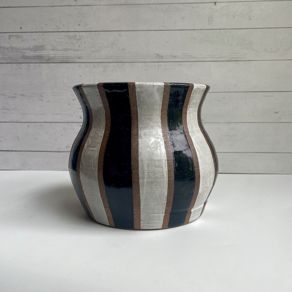 Large black & white vase