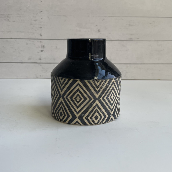 Mini diamond vase